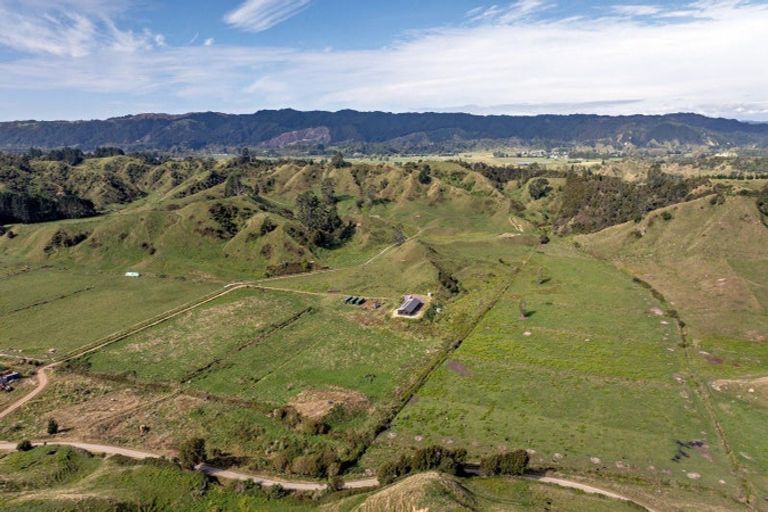 Photo of property in 546 Foster Road, Taneatua, 3191