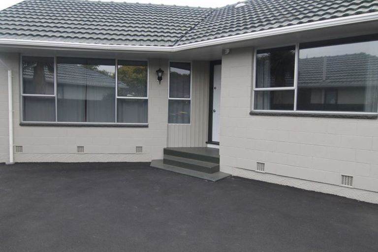 Photo of property in 27 Lamorna Road, Parklands, Christchurch, 8083