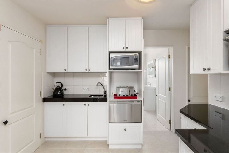 Photo of property in 8 Haddon Lane, Harewood, Christchurch, 8051