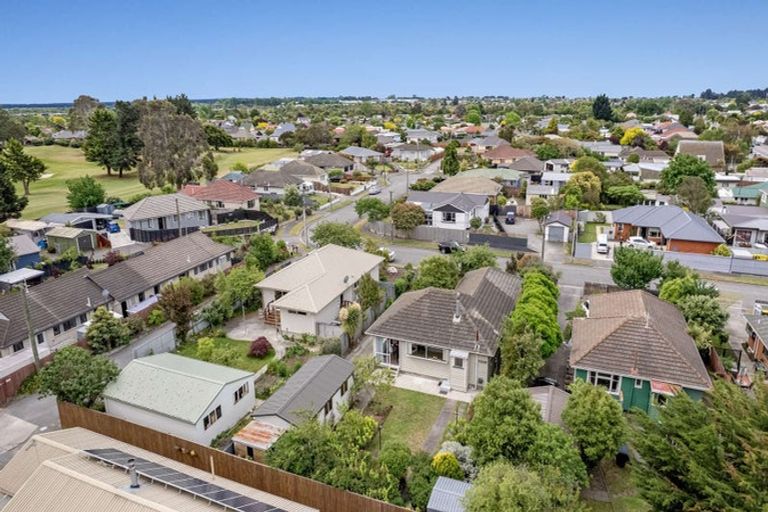 Photo of property in 5 Colac Street, Avondale, Christchurch, 8061
