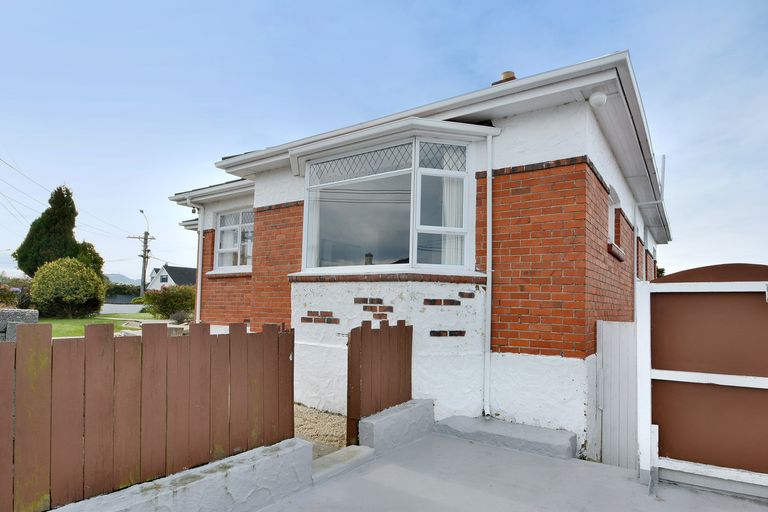 Photo of property in 88 Mailer Street, Mornington, Dunedin, 9011