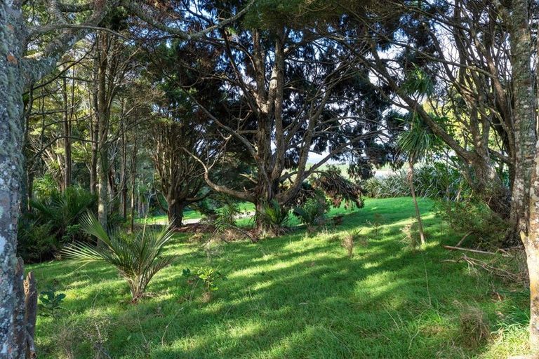 Photo of property in 3 Carters Road West, Mangawhai, 0975