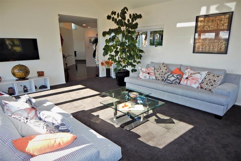 Photo of property in 36 Rarere Terrace, Kerikeri, 0230