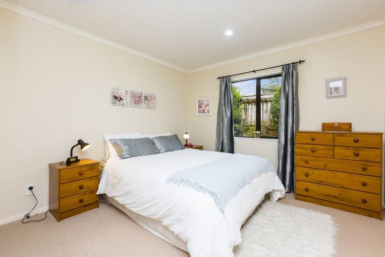 Photo of property in 15 Ormrod Grove, Riverstone Terraces, Upper Hutt, 5018
