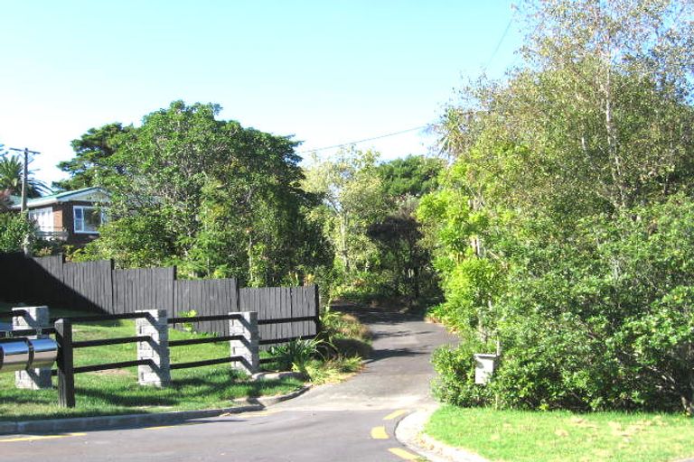 Photo of property in 9 Orne Street, Torbay, Auckland, 0630