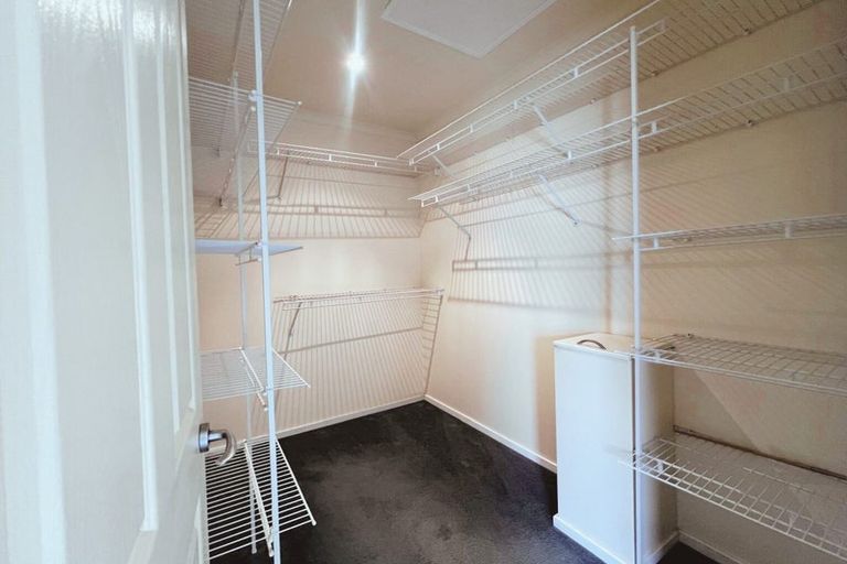 Photo of property in 24 Pendennis Point, Camborne, Porirua, 5026