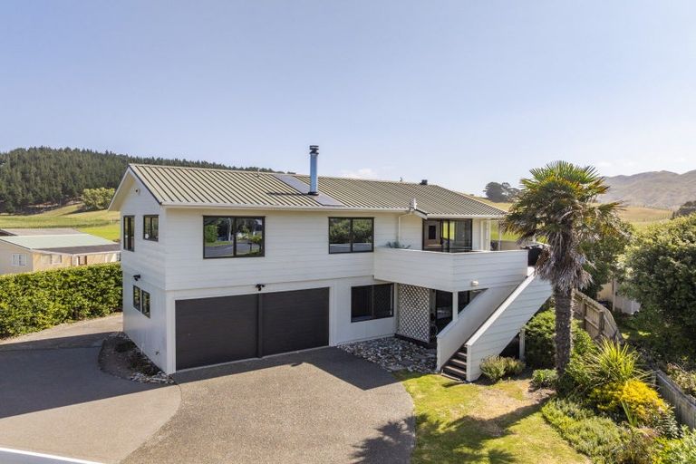 Photo of property in 91 Harper Road, Waimarama, Havelock North, 4294