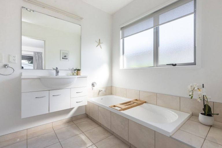 Photo of property in 2a Harrow Street, Taradale, Napier, 4112