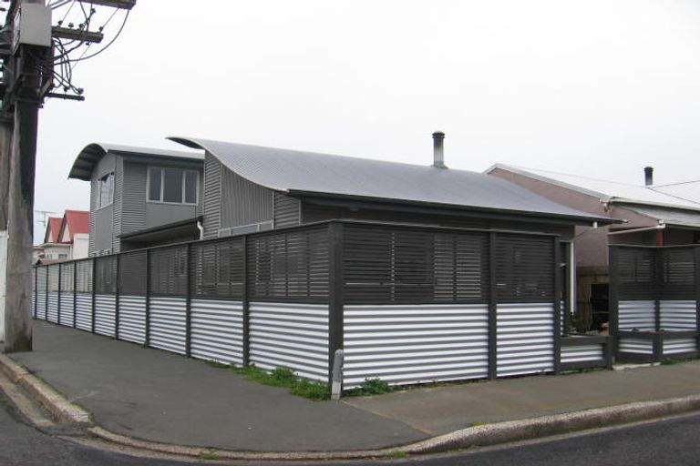 Photo of property in 21 Bathgate Street, South Dunedin, Dunedin, 9012
