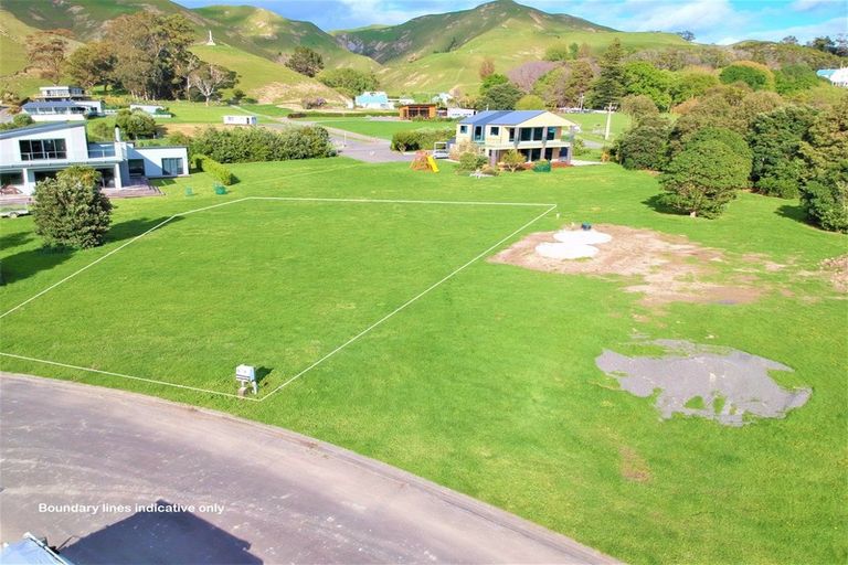 Photo of property in 9 Shoal Beach Road, Aramoana, Omakere, 4271