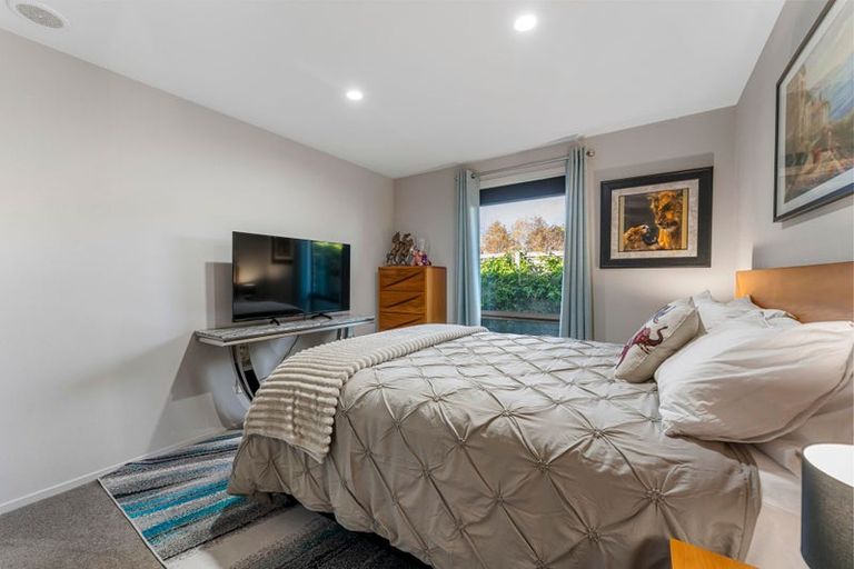 Photo of property in 135 Victory Drive, Wharewaka, Taupo, 3330