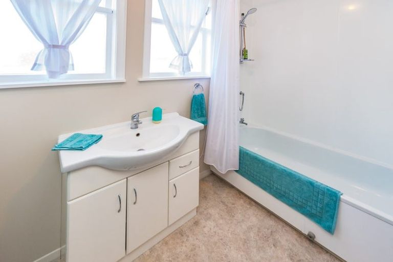 Photo of property in 12 Bignell Street, Gonville, Whanganui, 4501