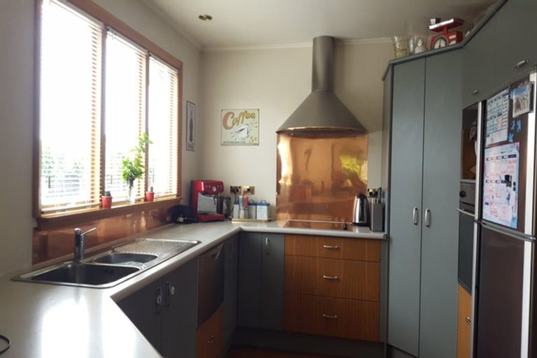 Photo of property in 205a Matsons Avenue, Papanui, Christchurch, 8053