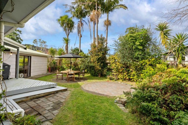 Photo of property in 8 Parkland Place, Whitianga, 3510