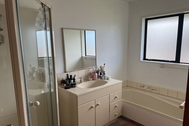 Photo of property in 162 Peverel Street, Riccarton, Christchurch, 8041