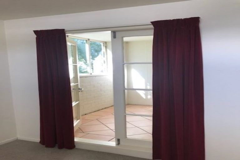 Photo of property in Lexington Apartments, 8/33 Hania Street, Mount Victoria, Wellington, 6011