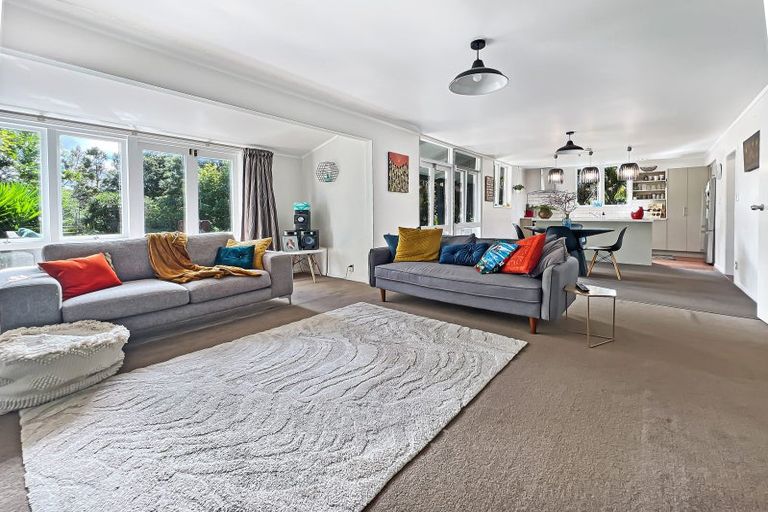 Photo of property in 9 Brownie Road, Laingholm, Auckland, 0604