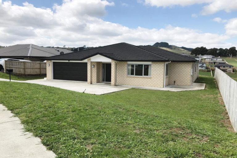 Photo of property in 25 Mark Ball Drive, Pokeno, 2402