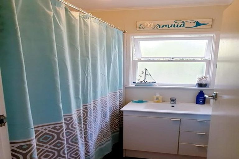 Photo of property in 2/23 Aramoana Avenue, Devonport, Auckland, 0624