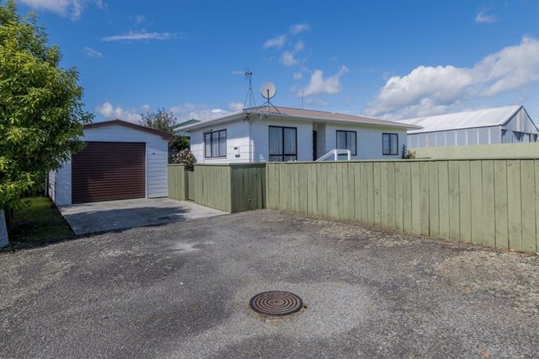 Photo of property in 15b Douglas Street, Levin, 5510