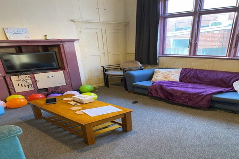 Photo of property in 39 Clyde Street, North Dunedin, Dunedin, 9016