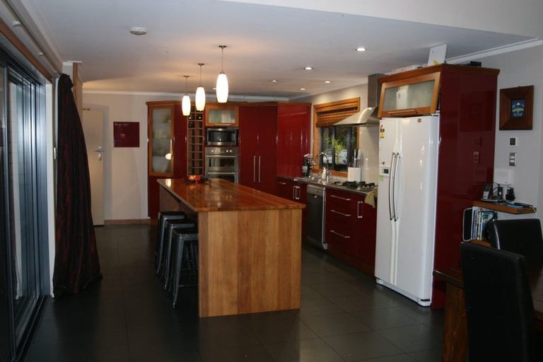 Photo of property in 36 Fitzroy Road, Fitzroy, New Plymouth, 4312