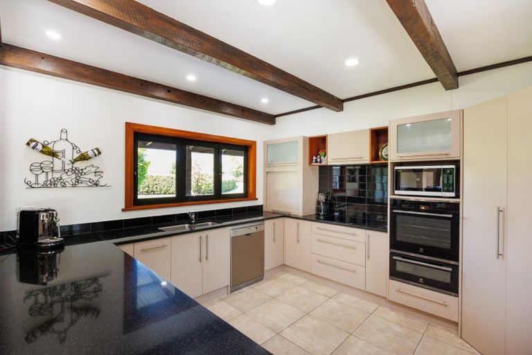Photo of property in 443 Stoney Creek Road, Kelvin Grove, Palmerston North, 4470