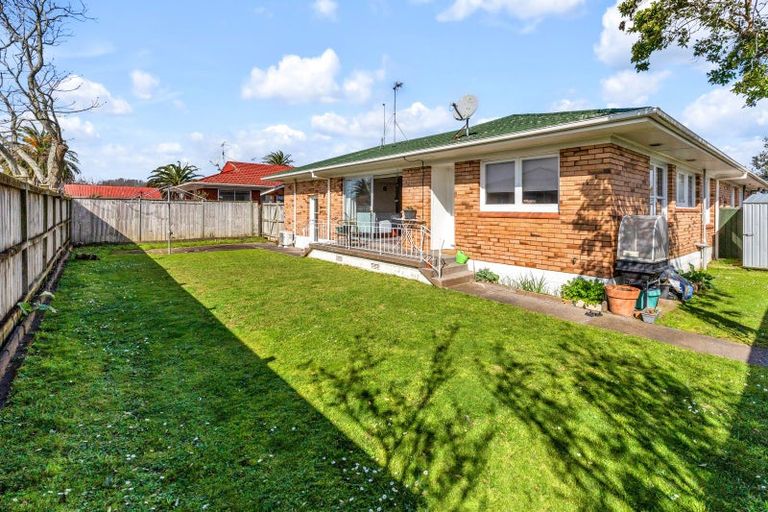 Photo of property in 2/90 Pakuranga Road, Pakuranga, Auckland, 2010