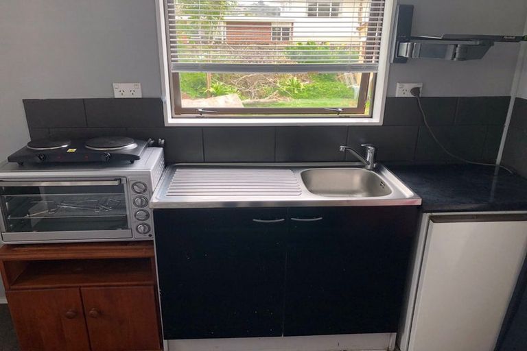 Photo of property in 120 Settlement Road, Papakura, 2110