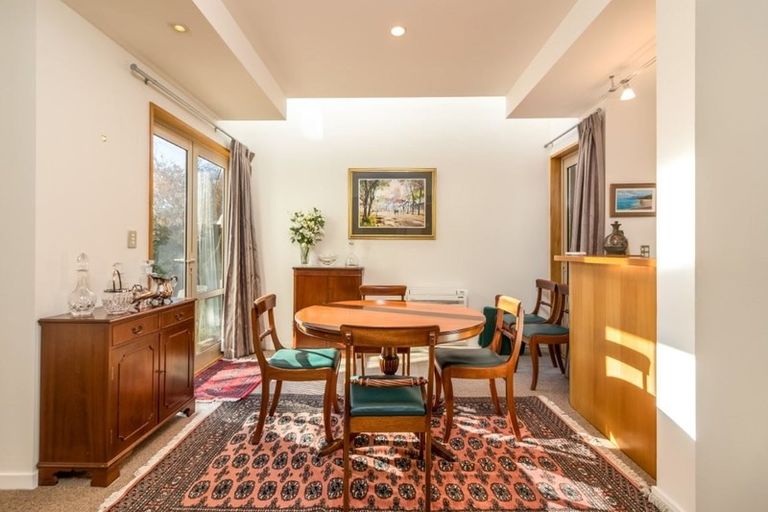 Photo of property in 49 Weka Street, Fendalton, Christchurch, 8041