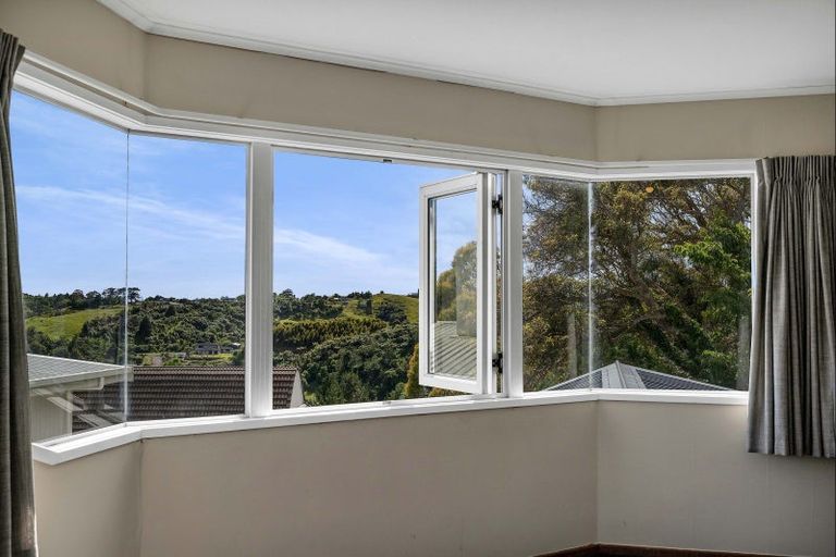 Photo of property in 377 Mangorei Road, Merrilands, New Plymouth, 4312
