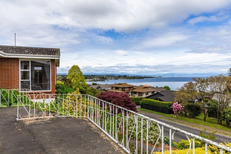 Photo of property in 28 Ngauruhoe Street, Hilltop, Taupo, 3330