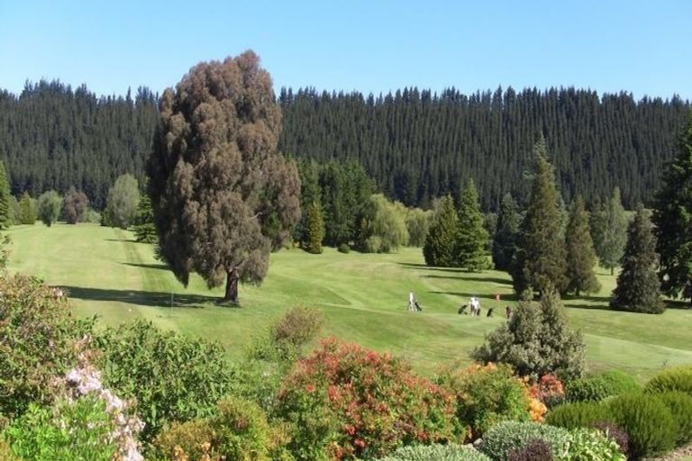 Photo of property in 2 Cross Street, Coalgate, 7673