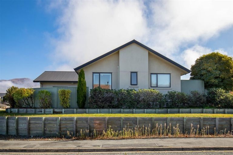 Photo of property in 15a Waenga Drive, Cromwell, 9310