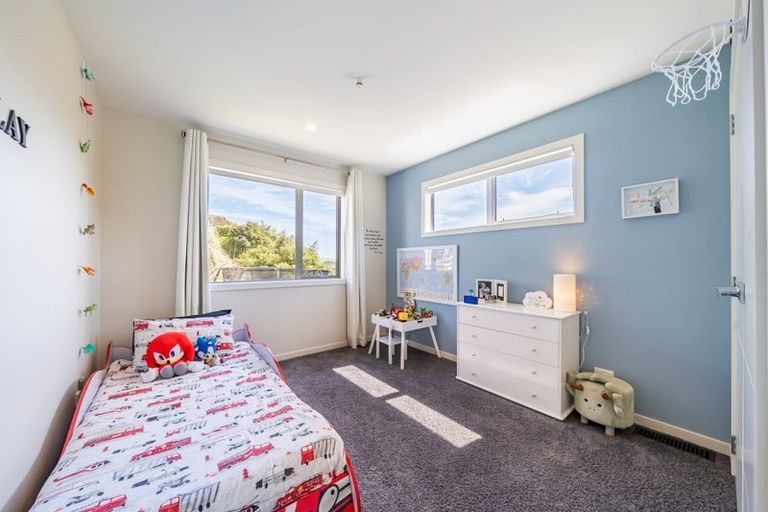 Photo of property in 4 Semaphore Lane, Whitby, Porirua, 5024