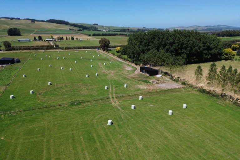 Photo of property in 121 Devereux Road, Winton, 9782