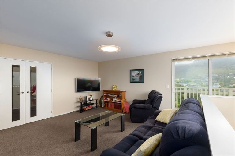Photo of property in 52 Jacksons Road, Lyttelton, 8082
