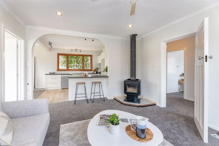 Photo of property in 215 Breezes Road, Aranui, Christchurch, 8061