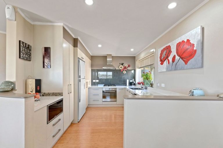 Photo of property in 7 Brightside Road, Stanmore Bay, Whangaparaoa, 0932