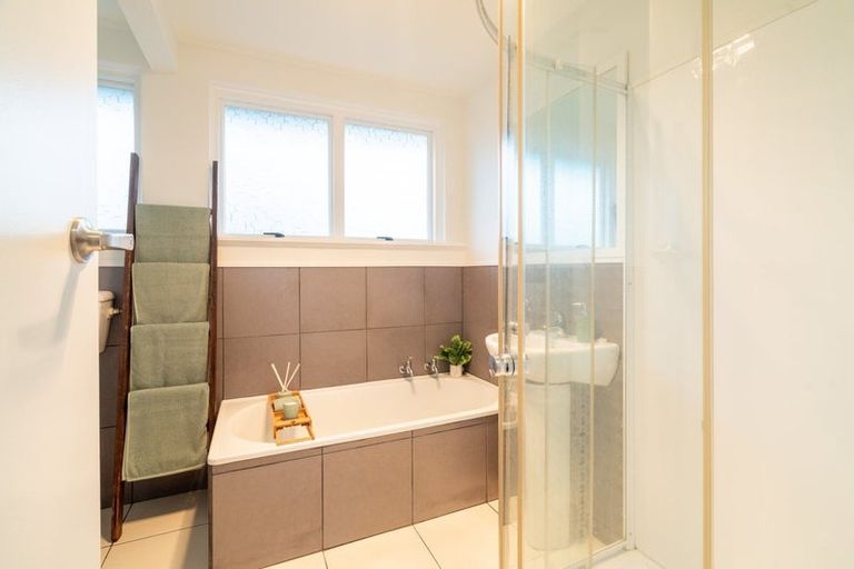 Photo of property in 5/113 Middlepark Road, Sockburn, Christchurch, 8042