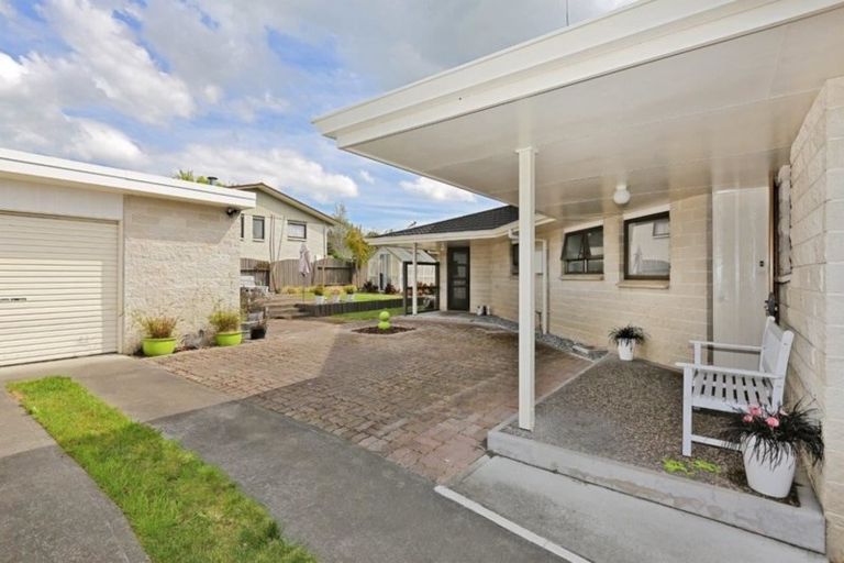 Photo of property in 1a Reeve Drive, Havelock North, 4130