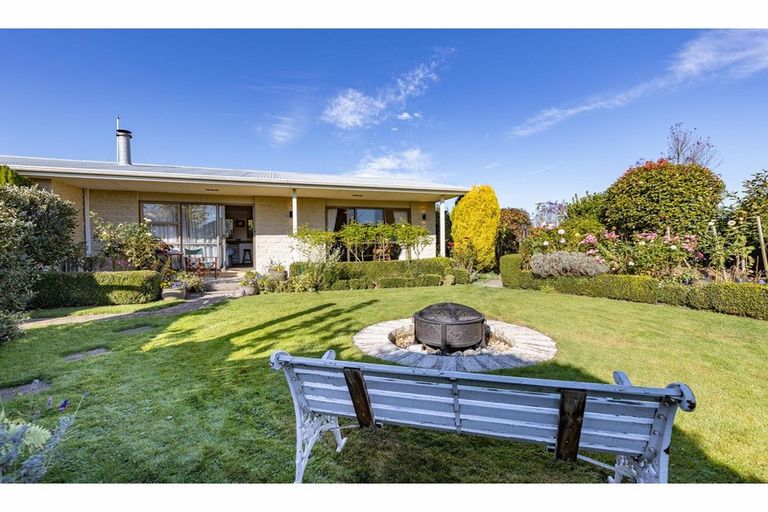 Photo of property in 10 Matai Place, Oxford, 7430