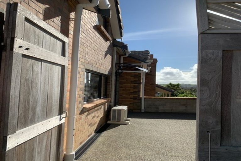 Photo of property in 1/16 Willis Street, Torbay, Auckland, 0630