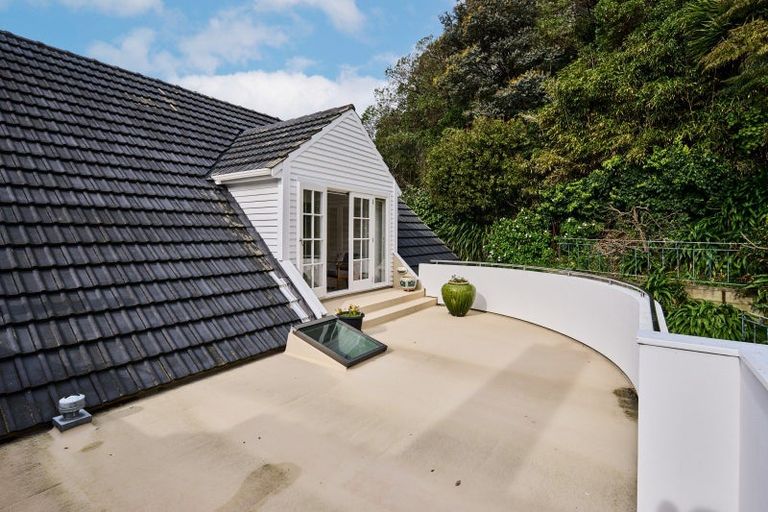 Photo of property in 412 Evans Bay Parade, Hataitai, Wellington, 6021