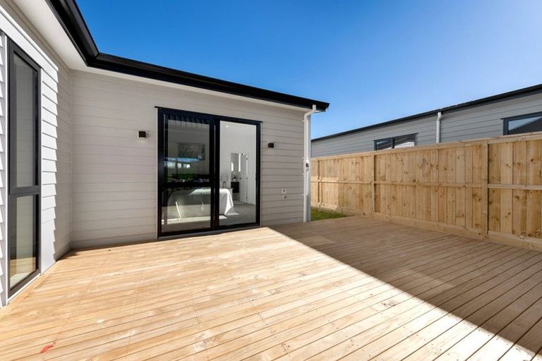 Photo of property in 14 Kobe Street, Karaka, 2580