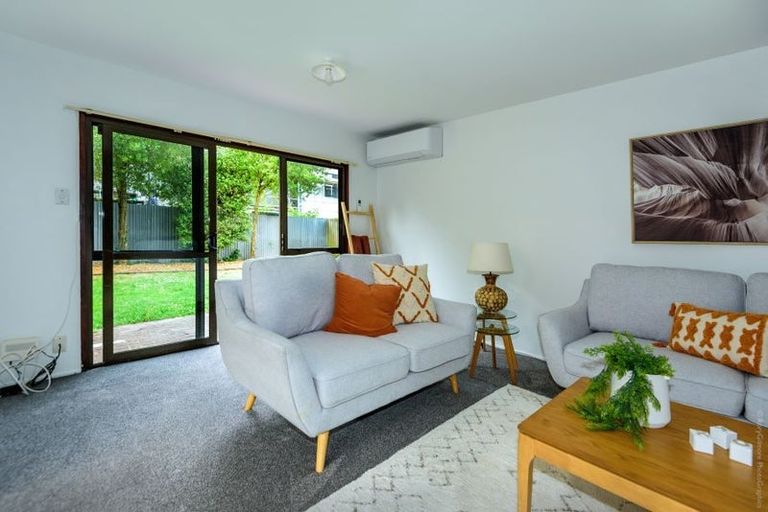 Photo of property in 2/147 Springfield Road, St Albans, Christchurch, 8014