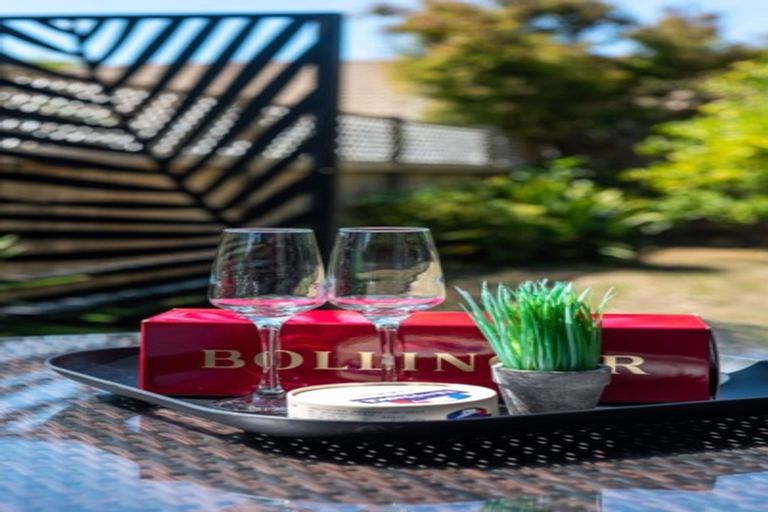 Photo of property in 26 Nicholas Road, Somerville, Auckland, 2014