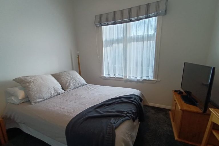 Photo of property in 9 Queen Street, Petone, Lower Hutt, 5012