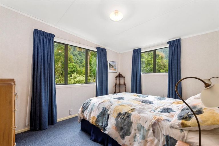 Photo of property in 60 Tamatea Street, Rotoiti Forest, Rotorua, 3074