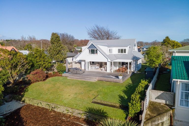 Photo of property in 107 Jickell Street, Hokowhitu, Palmerston North, 4410